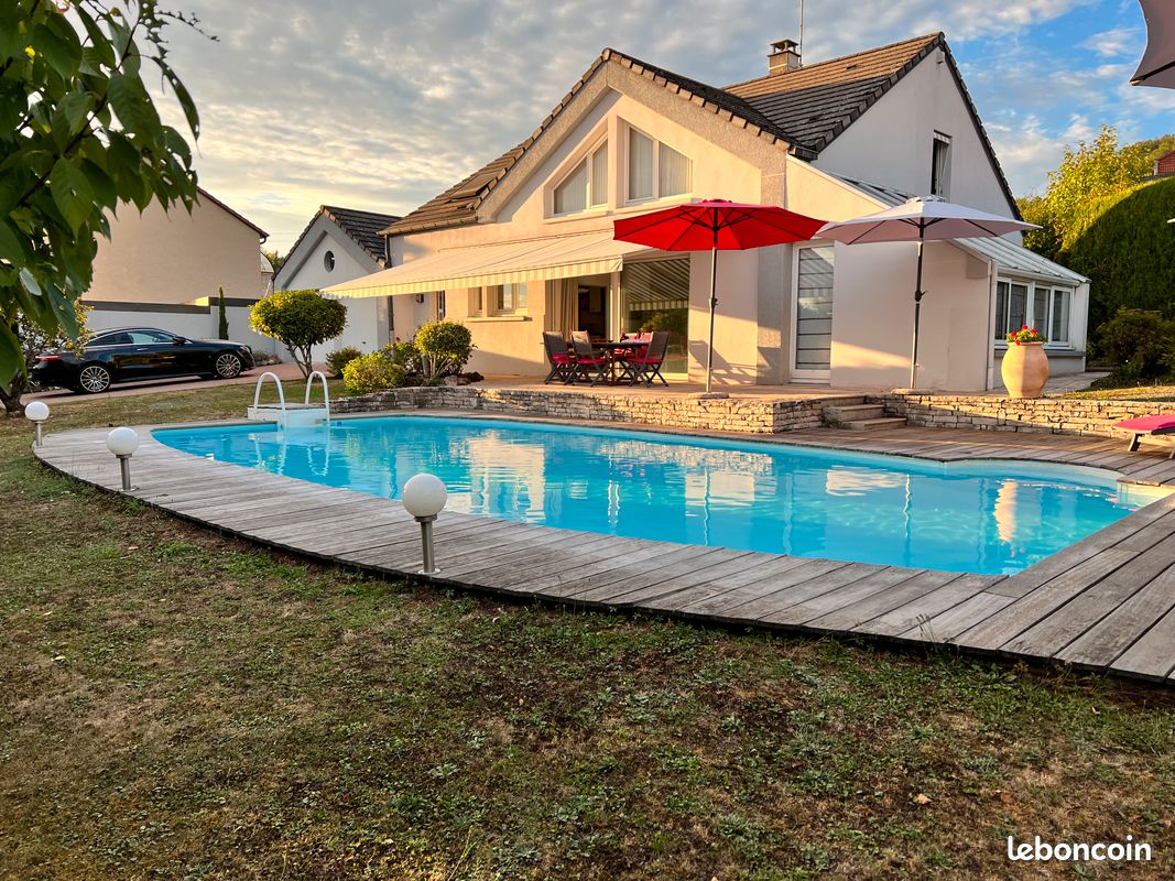 Maison 7 pièces 160 m² · à Vesoul · 160 m² · 435 000 €