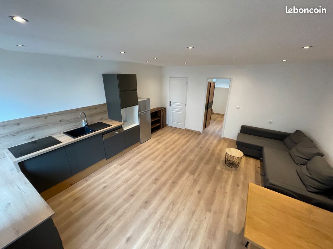 Appartement 2 pièces 40 m² · à Sainte-Hélène-sur-Isère · 40 m² · 600 €