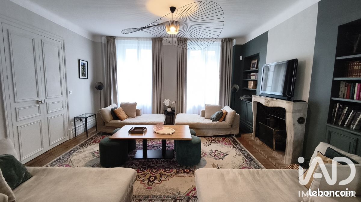 Maison 12 pièces 265 m² · à Châteauroux · 265 m² · 630 000 €