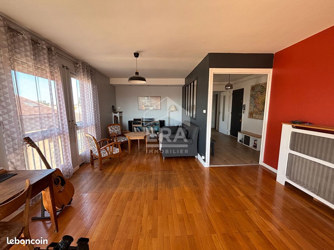 Appartement 4 pièces 97 m² · à Bourg-en-Bresse · 97 m² · 159 000 €
