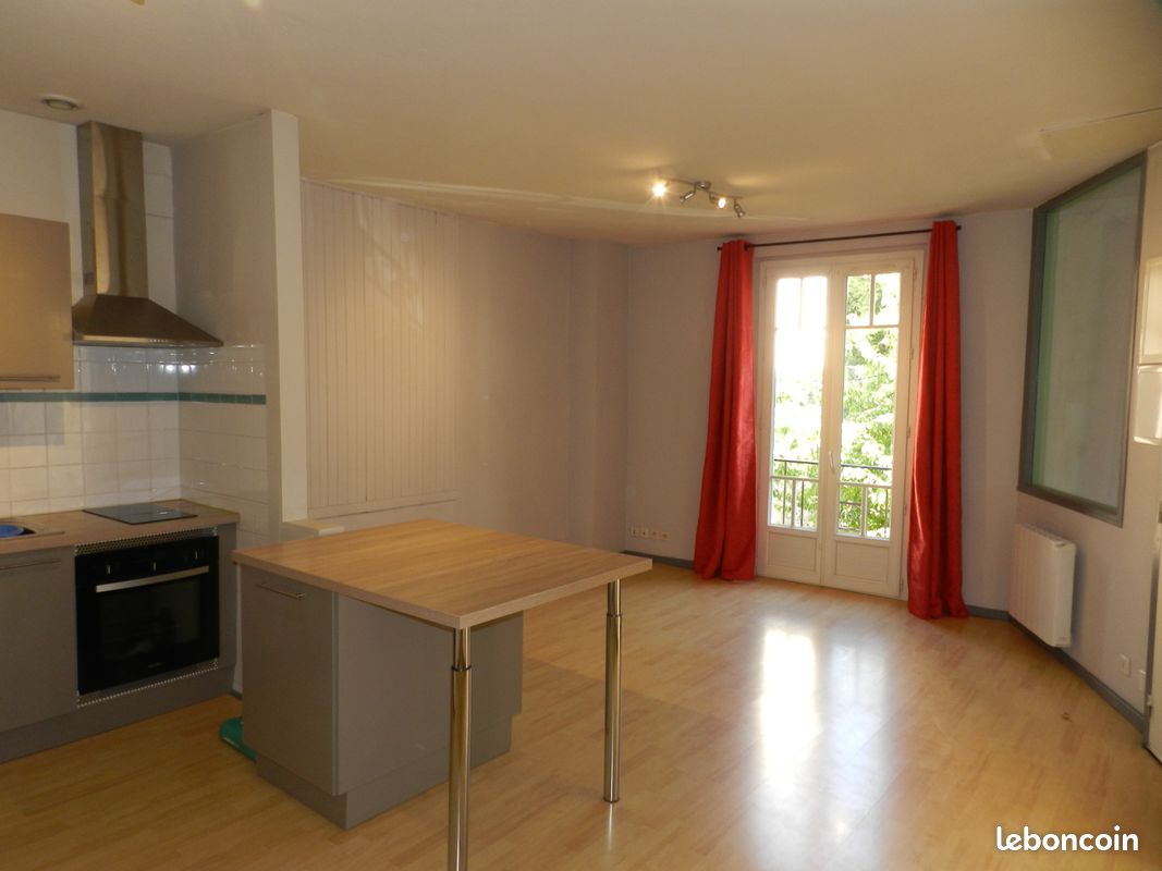 Appartement 2 pièces 38 m² · à Figeac · 38 m² · 470 €/mois
