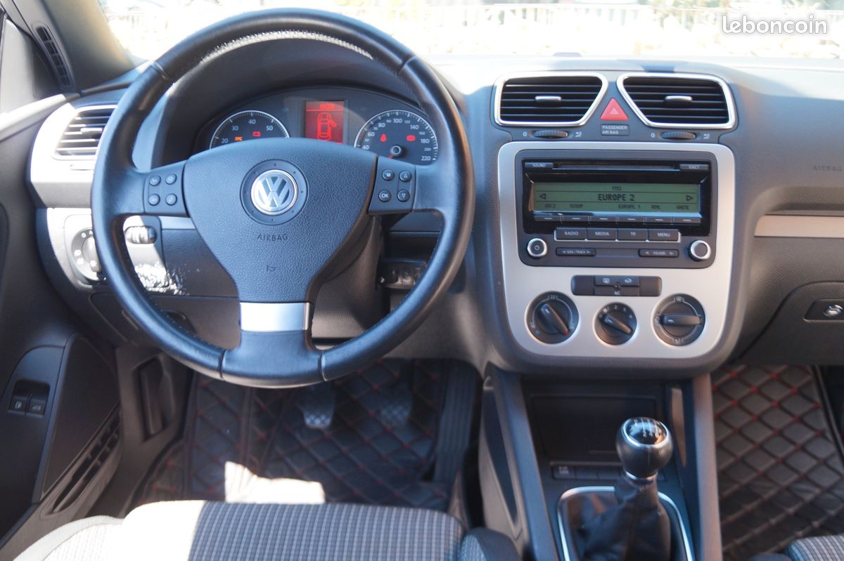 VOLKSWAGEN EOS 1.4 TFSI 122ch- OUVERTURE CAPOTE HS/ OUVERTURE TOIT OUVRANT OK/ MOTEUR GARANTIE 6 MOIS (image 17)