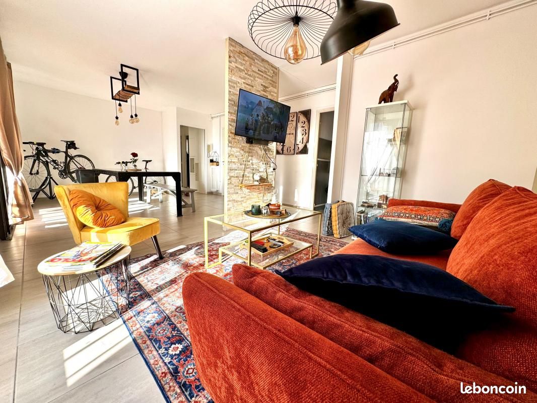 Appartement 3 pièces 64 m² · à Toulon · 64 m² · 153 200 €