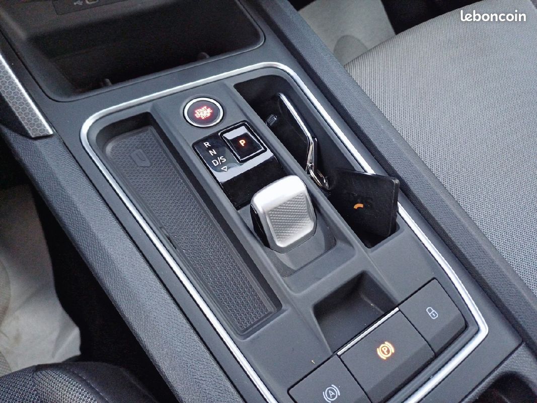 SEAT Leon 1.5 eTSI Hybrid 115 DSG7 Business (image 15)