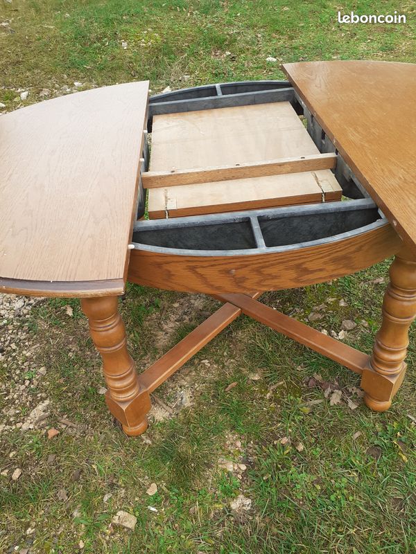Table en bois (image 4)