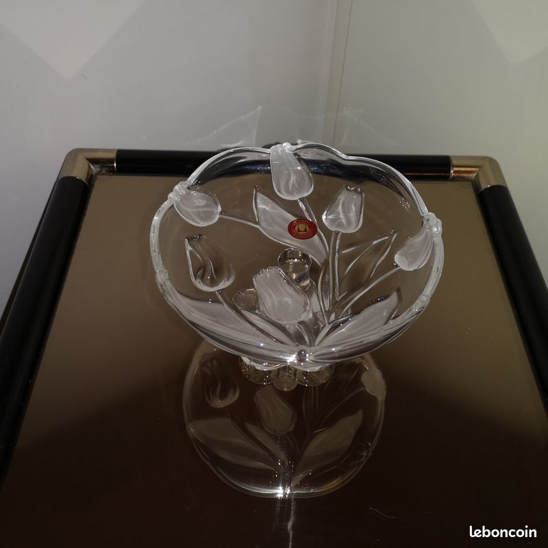 PORCELAINE DE PARIS, coupe à décor floral, 18eme, manufacture de Locré