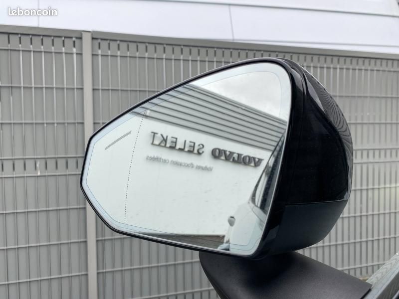 Volvo EX30 Single Extended Range 272ch Ultra (image 18)
