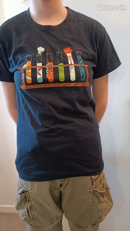 T-shirt (image 3)