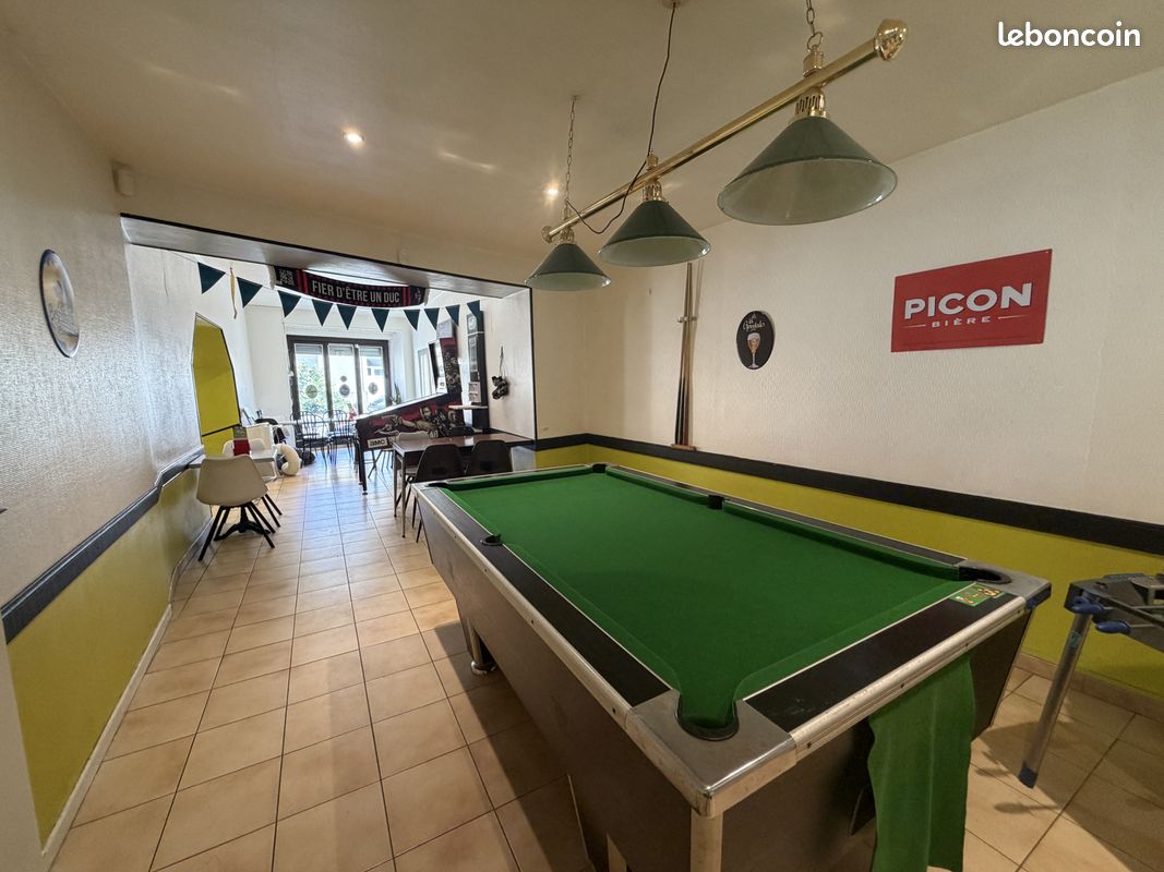 Immeuble 170 m² · à Erdre-en-Anjou · 170 m² · 122 500 €
