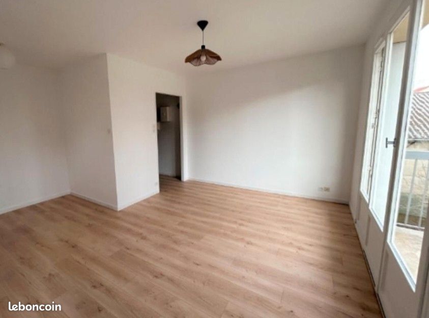 Appartement 2 pièces 30 m² · à Cournon-d'Auvergne · 30 m² · 535 €