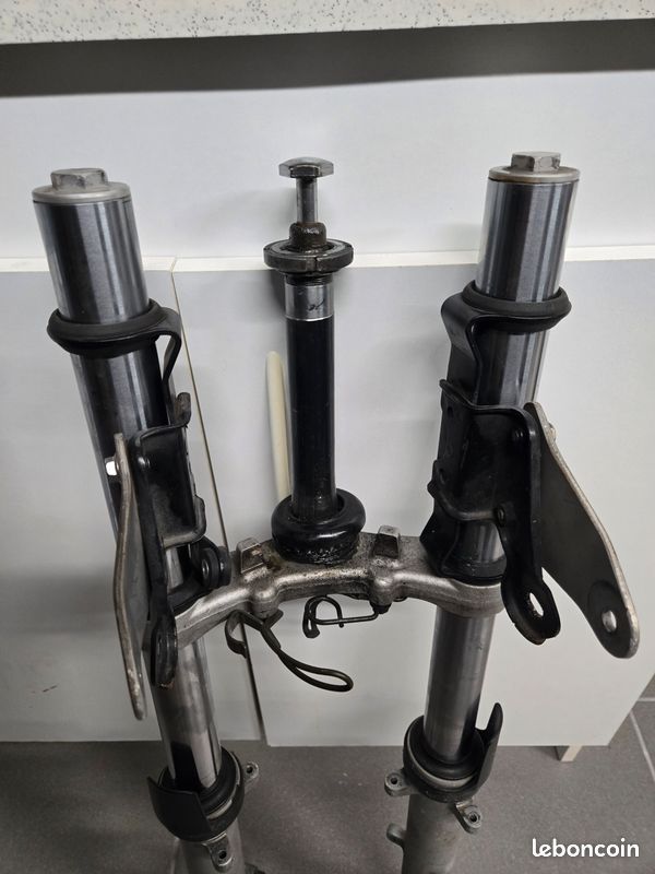 Tête de fourche gs500e 500 gse - Équipement moto