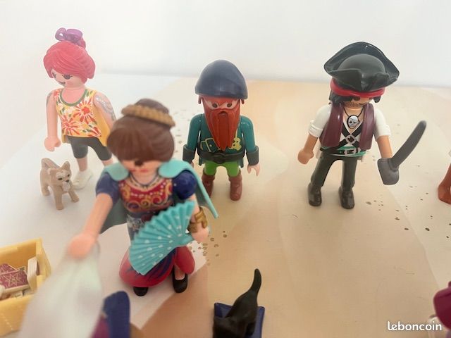 Lot de figurines Playmobil (image 8)