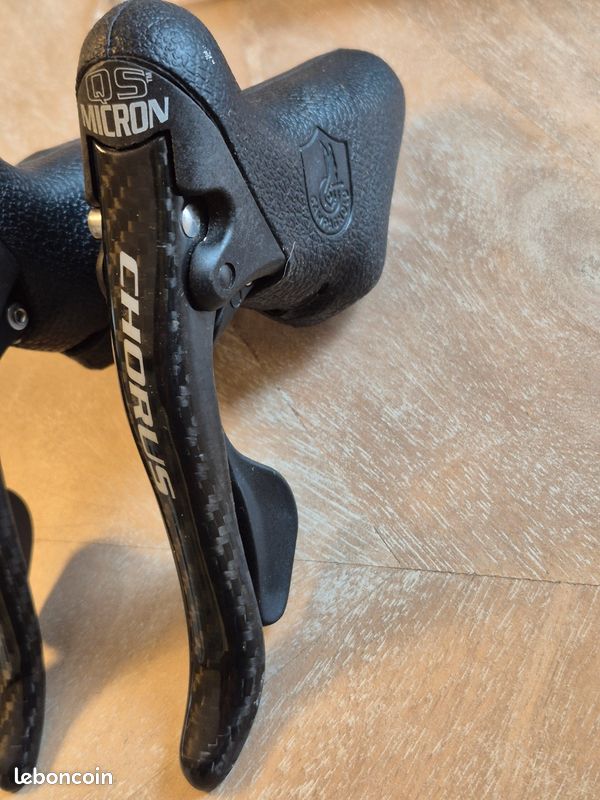 Levier Gauche Campagnolo Record Carbon – Pour Pièces / Défectueux – Vélo Ancien