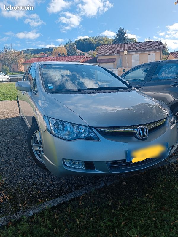 Honda Civic Hybride 1.3 avec 54000kms boîte automatique Voitures