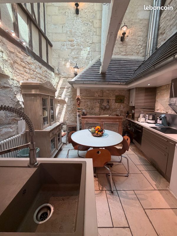 Maison 6 pièces 123 m² · à Compiègne · 123 m² · 386 000 €