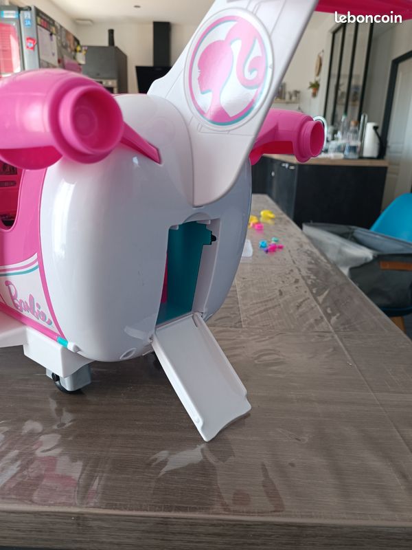 Avion Barbie (image 4)