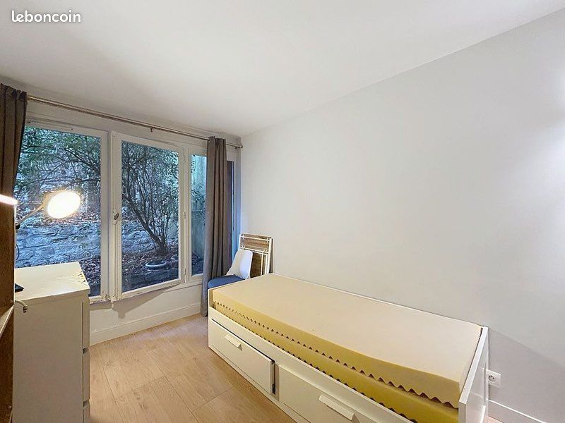 Appartement 1 pièce 11 m² · à Paris · 10,5 m² · 650 €/mois