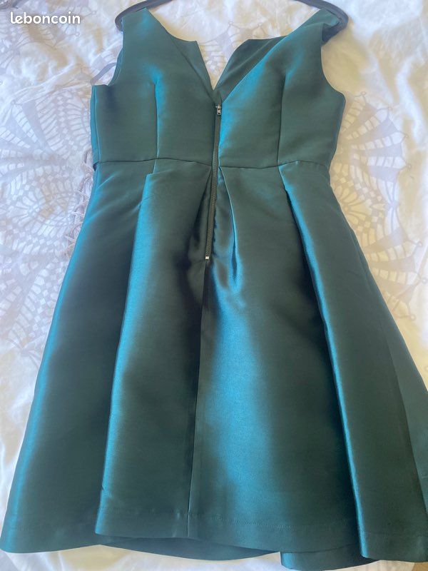 Robe de cérémonie ou de soirée (image 2)