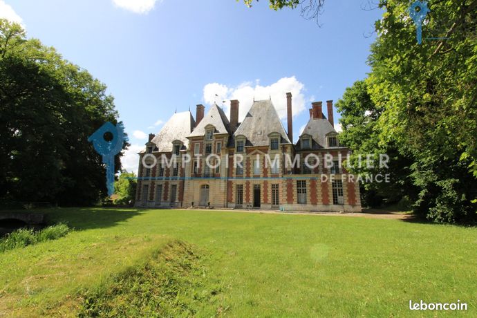 Chateau 20 pièces 1900 m²
