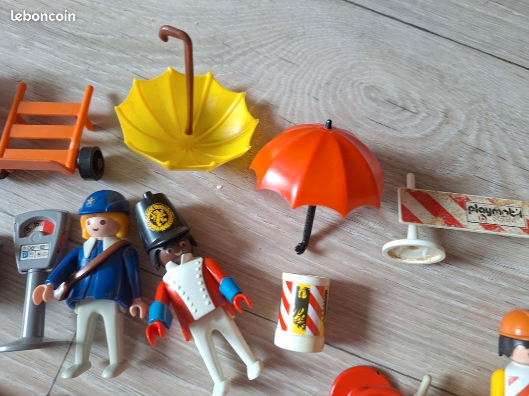 Lot de 13 playmobil vintage année 70 (image 4)