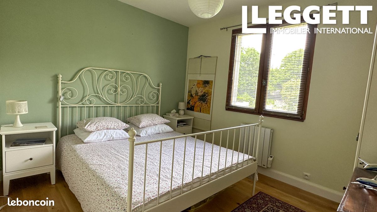 Maison 8 pièces 153 m² - Val-de-Cognac 16370 Saint-Sulpice-de-Cognac (image principale 6)