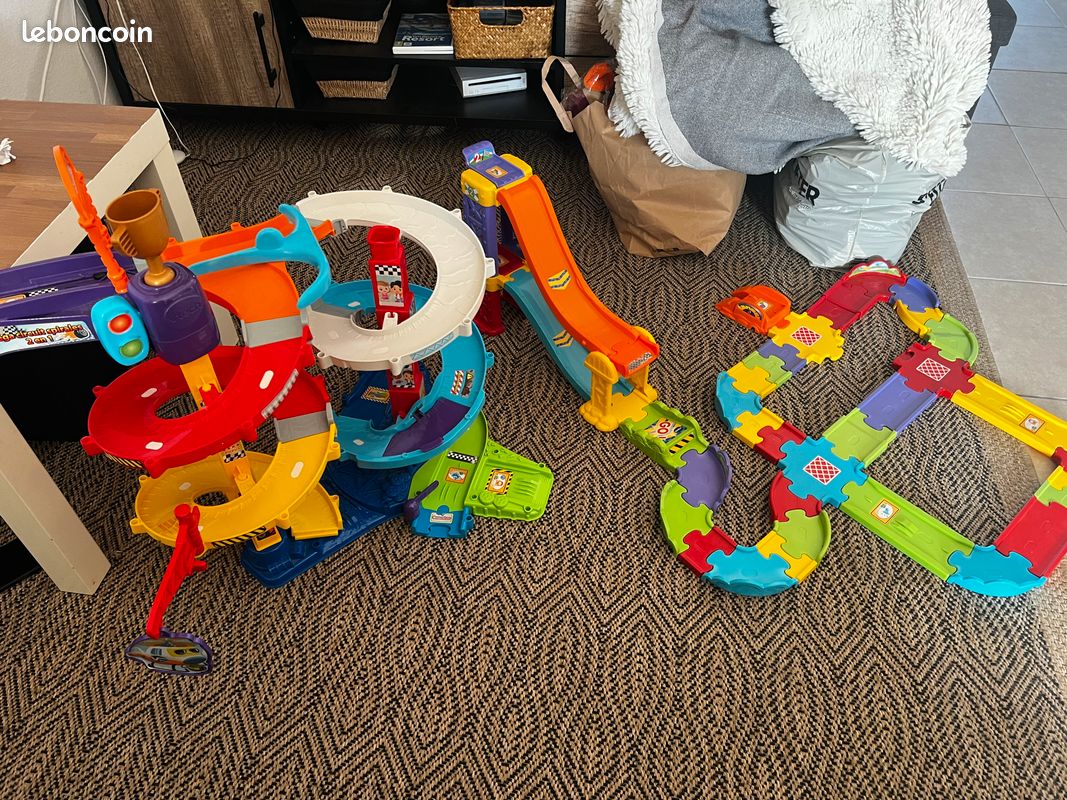 Circuit VTech tut tut bolides avec véhicules - Jeux & Jouets