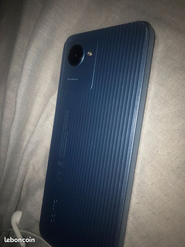Realme C30 (image 2)