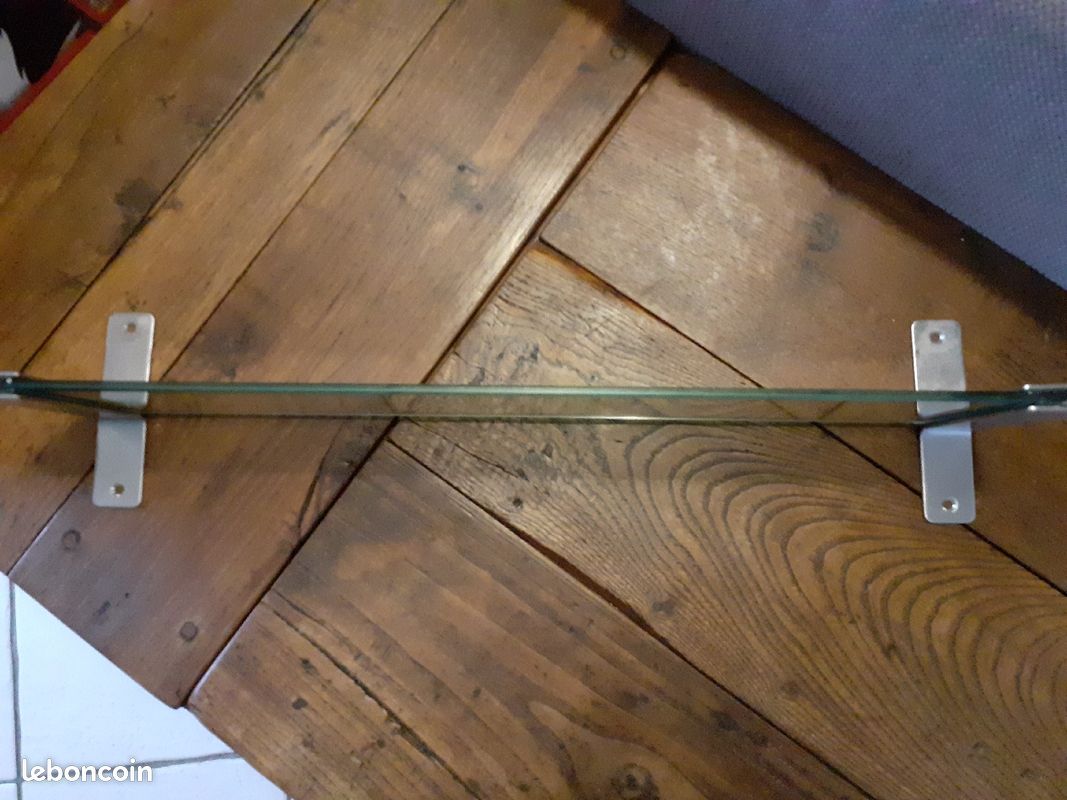 Tablette de salle de bain (image 1)