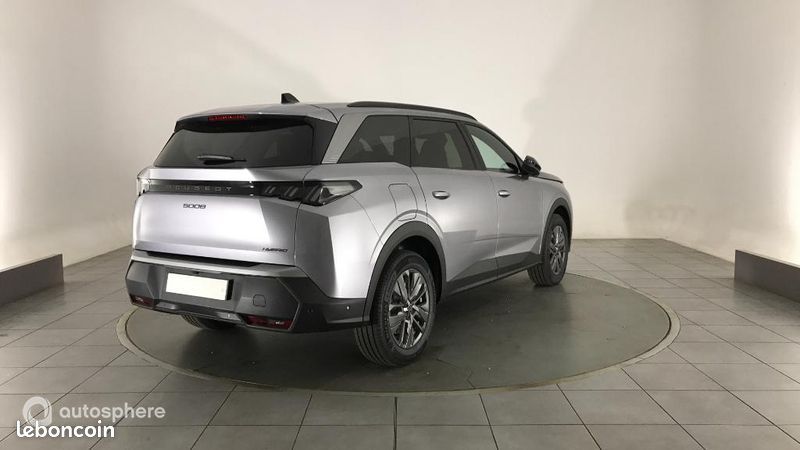 Peugeot 5008 Hybrid 145ch Allure e-DCS6 (image 5)