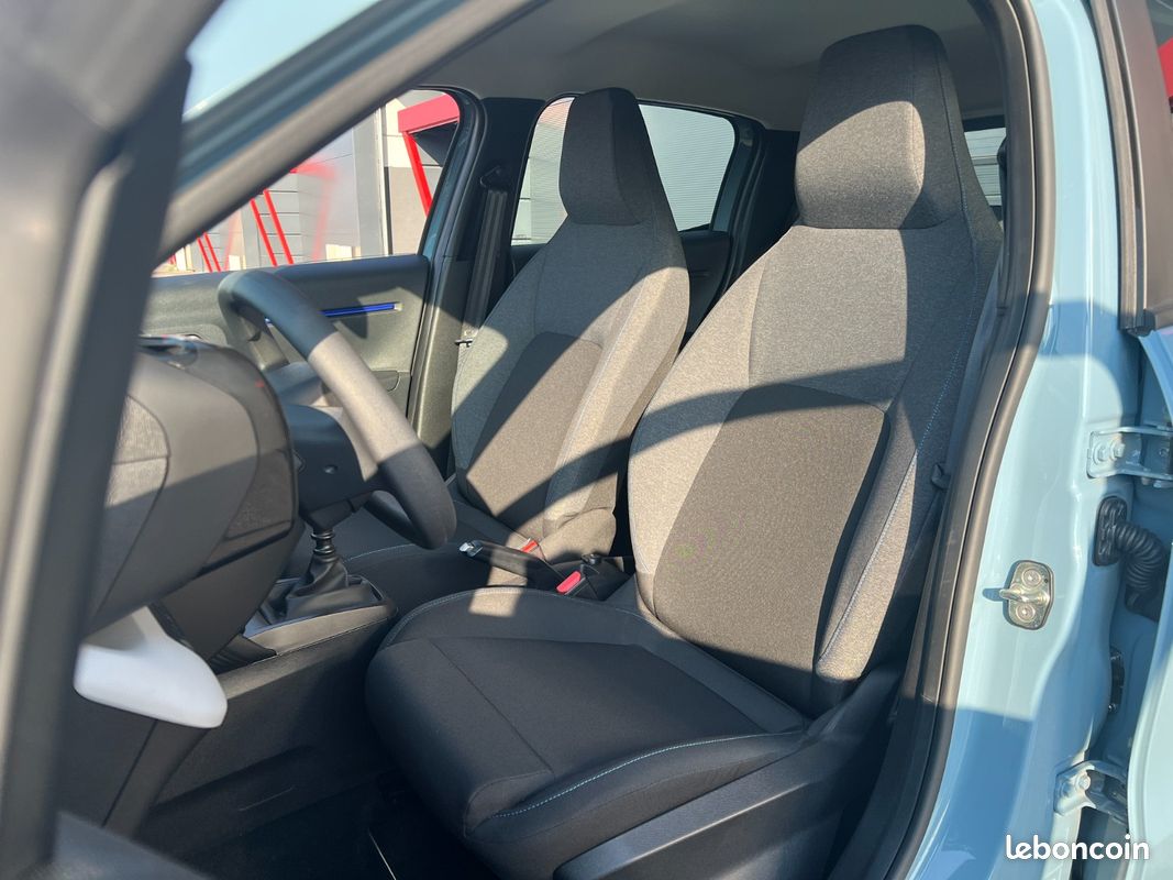 CITROEN C3 100 ch BVM5 YOU (image 11)