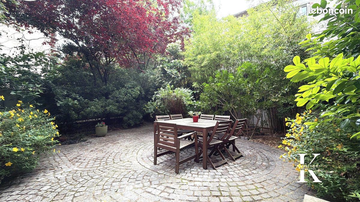 Maison 7 pièces 158 m² · à Paris · 158 m² · 2 100 000 €