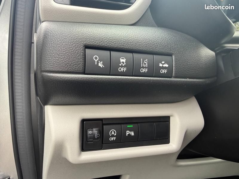 Suzuki Swift 1.2 Hybrid 83ch Avantage (image 18)