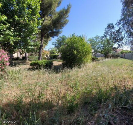 Terrain 510 m² Gignac La Nerthe