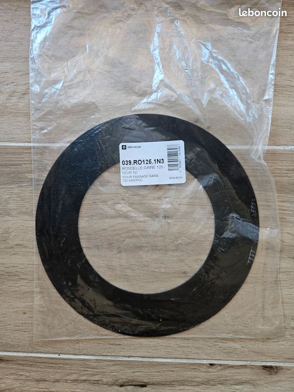 Rondelle neuve noire diam 125 - poêle à bois (image 1)