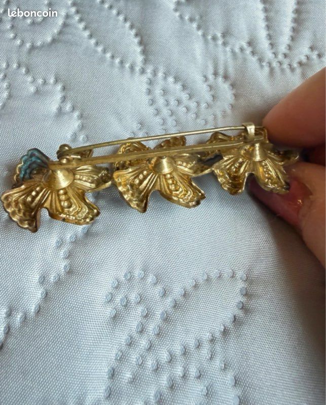 Ancienne Broche Métal Doré Et Céramique – Fleurs – Bijou Vintage