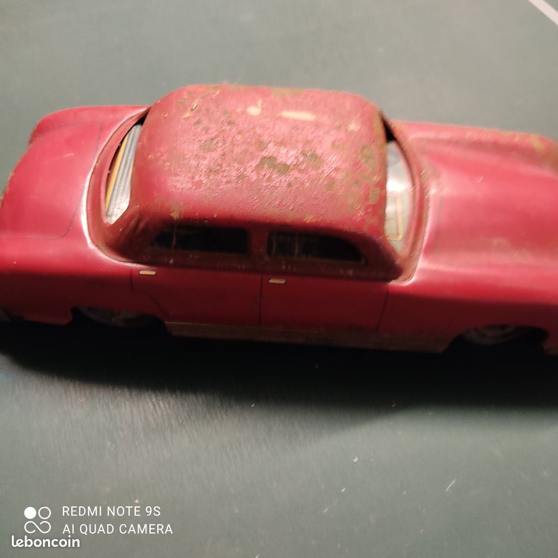 Voiture En Tôle Charles Rossignol CR 165 - Made In France - Vintage