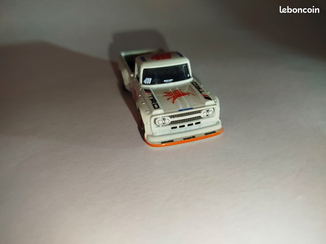 Hot Wheels Premium Toyota Stout - Édition Rare 2024 - Loose - Occasion - 1:64