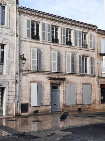 Maison Saint Jean d'angely