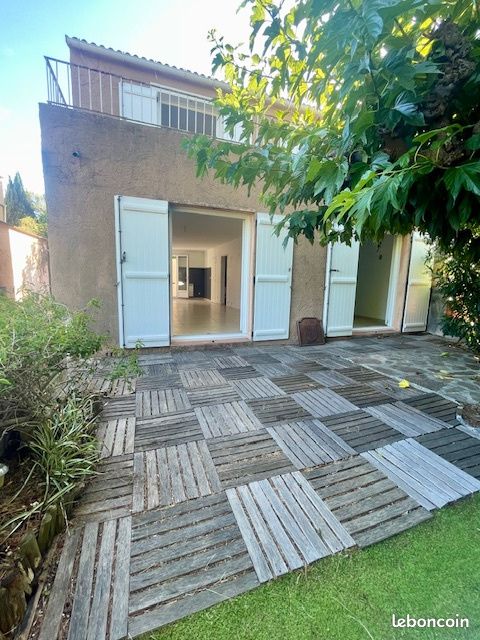 Maison 5 pièces 110 m² · à Carqueiranne · 110 m² · 480 000 €