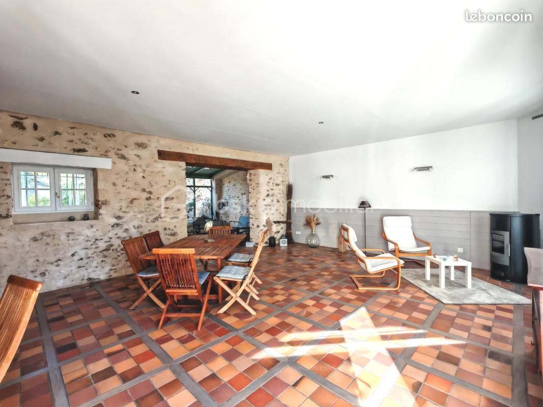 Maison 7 pièces 224 m² · à Faremoutiers · 224 m² · 399 900 €