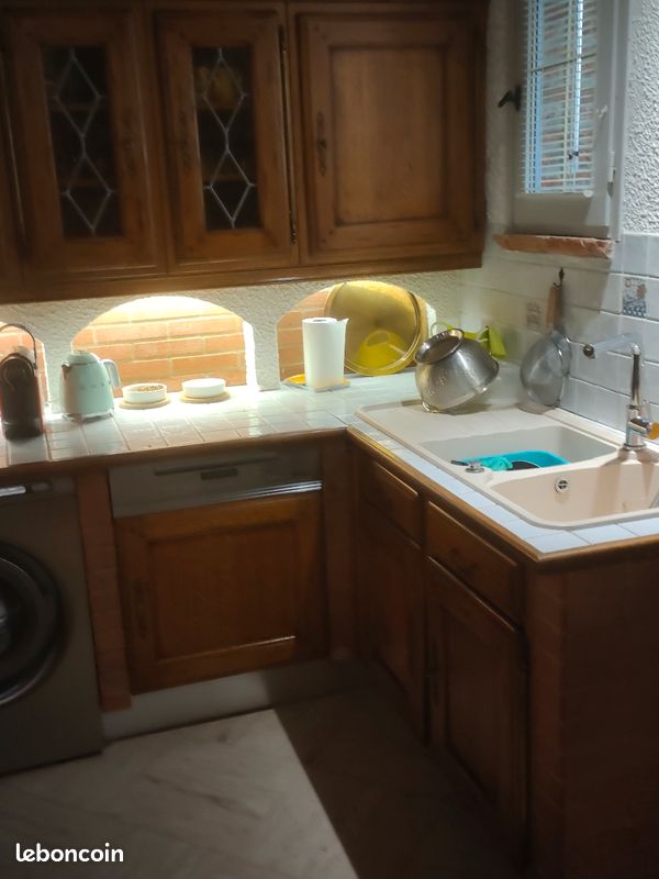 À VENDRE : Cuisine complète avec électroménagers – 2 200 (ou à la pièce) (image 6)