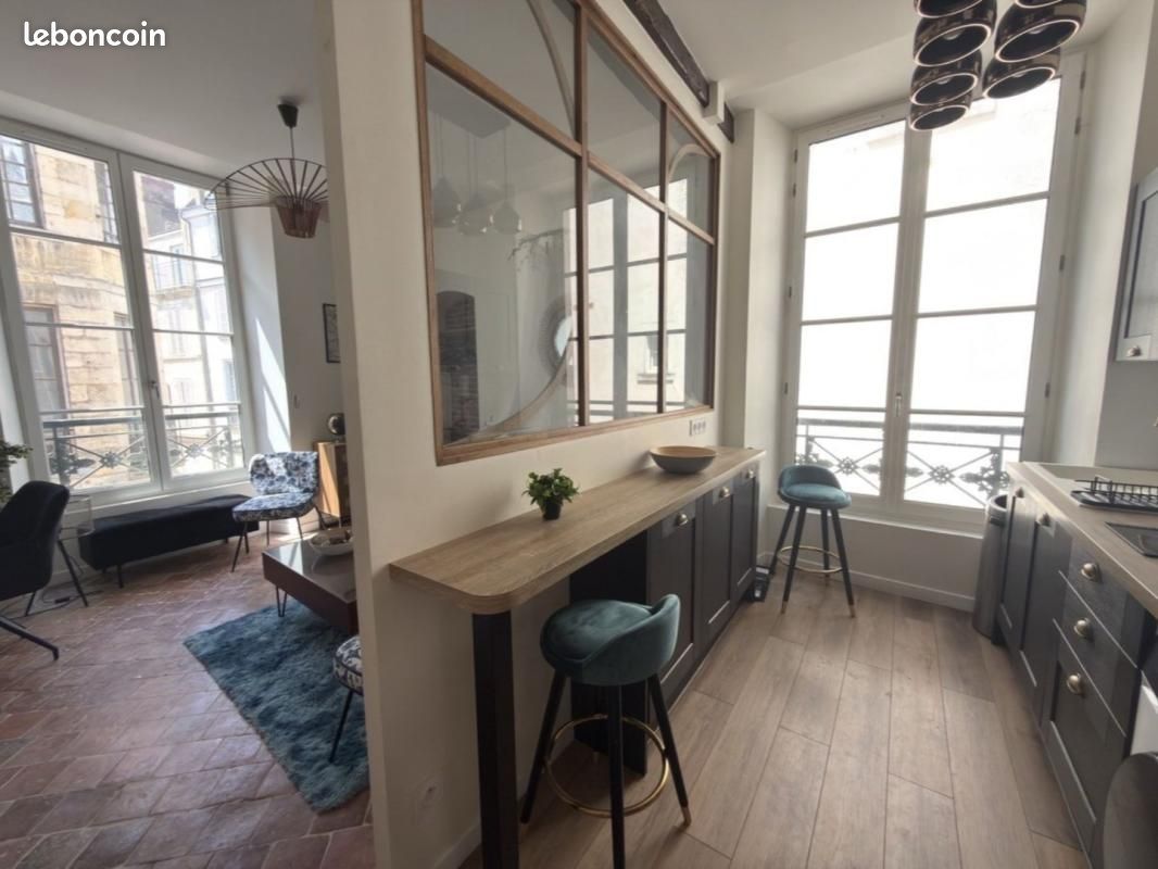 Appartement 1 pièce 24 m² · à Orléans · 24 m² · 645 €