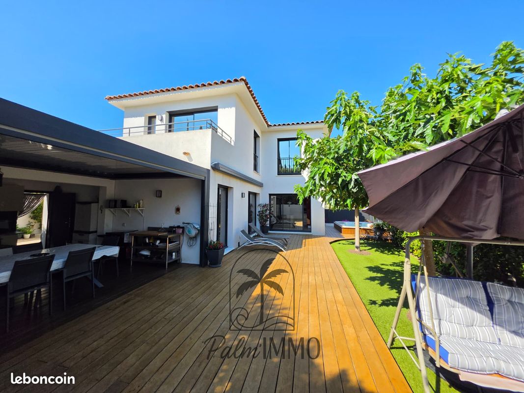 Maison 4 pièces 129 m² · à Sanary-sur-Mer · 129 m² · 1 250 000 €