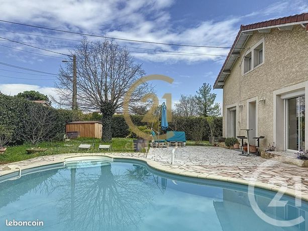 Villa 6 pièces 147 m²