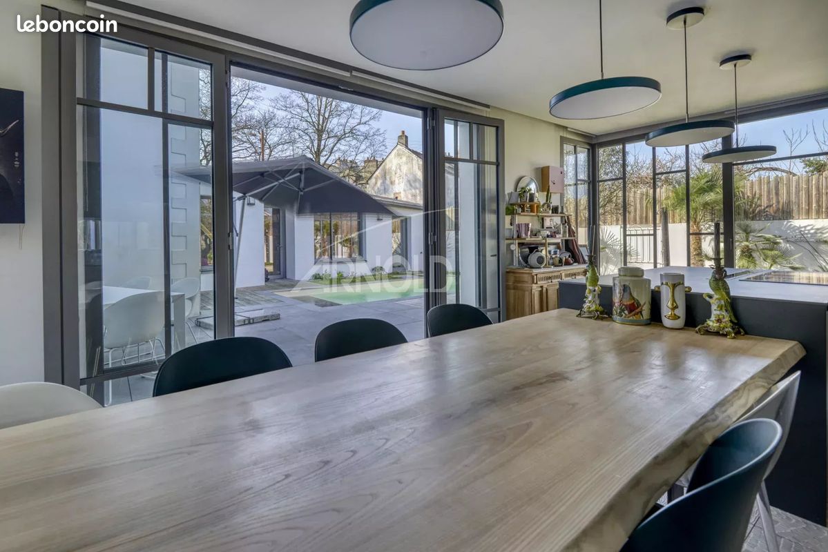 Propriété prestige 250m² piscine jardin méditerranéen