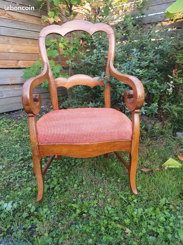 Fauteuil style ancien (image 3)