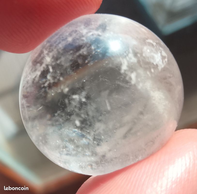 17.2gr 23.1mm sphère (boule) en cristal de roche de Madagascar pierre naturelle sculptée (image 4)
