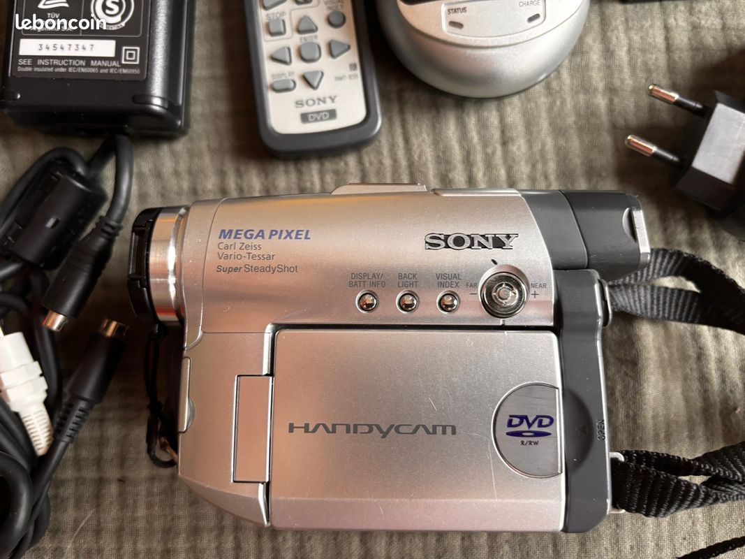 Handycam Sony DCR-DVD 201E (image 2)