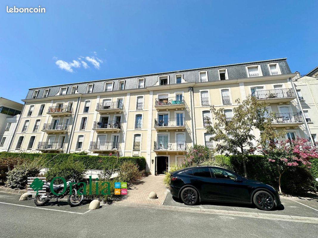 Appartement 3 pièces 75 m² · à Bordeaux · 75 m² · 1 092 €