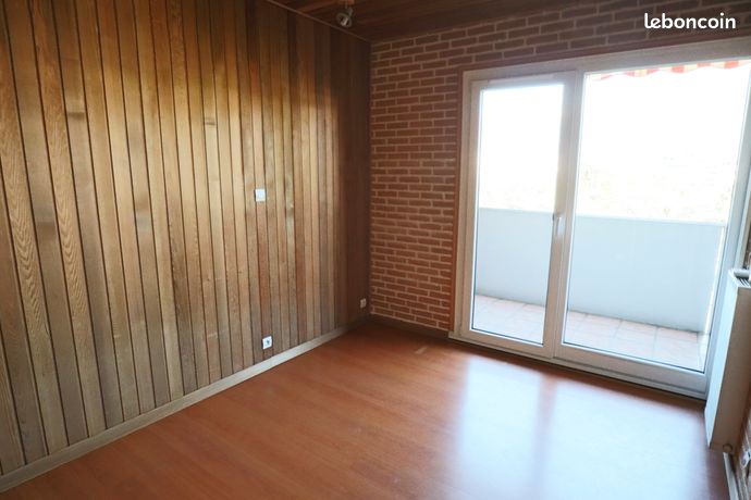 Appartement Traversant 64 m² au 7e Étage – Vues Panoramiques Massifs, Terrasse & Parking Privatif + cave — 8